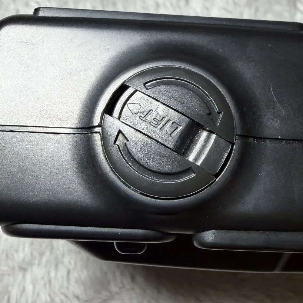 Vintage Konica EFP-10 35mm Point & Shoot Film Camera Flash Case Manual Black